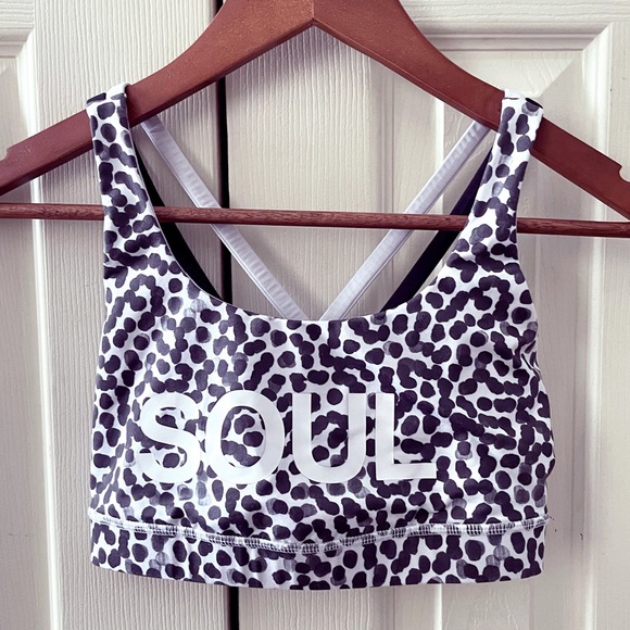Lululemon X SoulCycle Energy Bra (Animal Print) - Picture 2 of 5